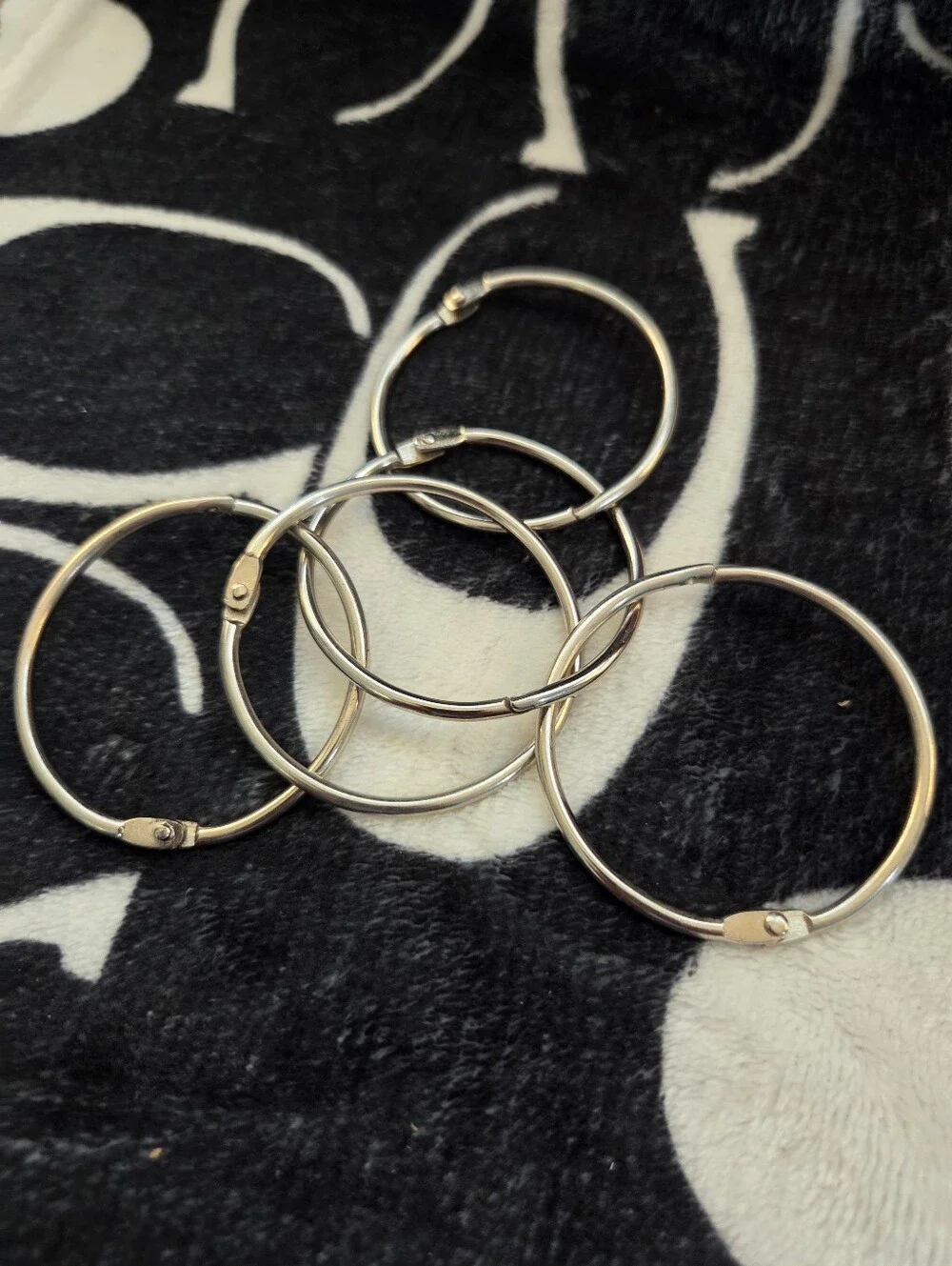 Silver Hoop Binder Rings Set of 5 - Sleek Silver Rings for Crafts & Organization